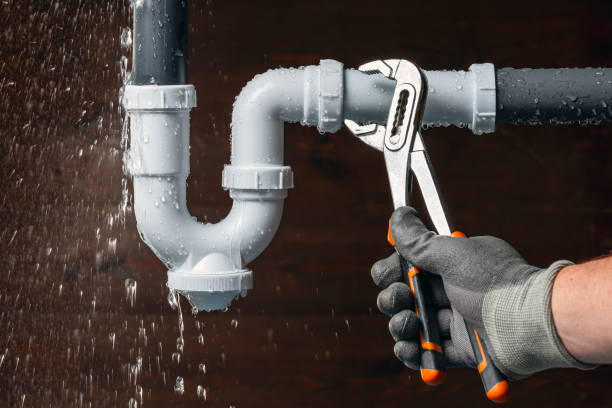 Professional Plumbing technician working in Hampton, NY